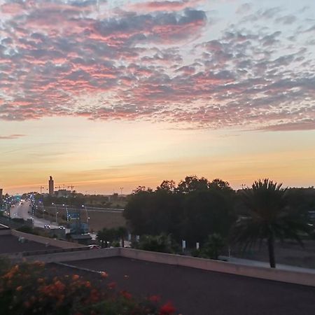 Grand Appartement Vue Golf A 2 Min De La Plage Бузника Екстериор снимка